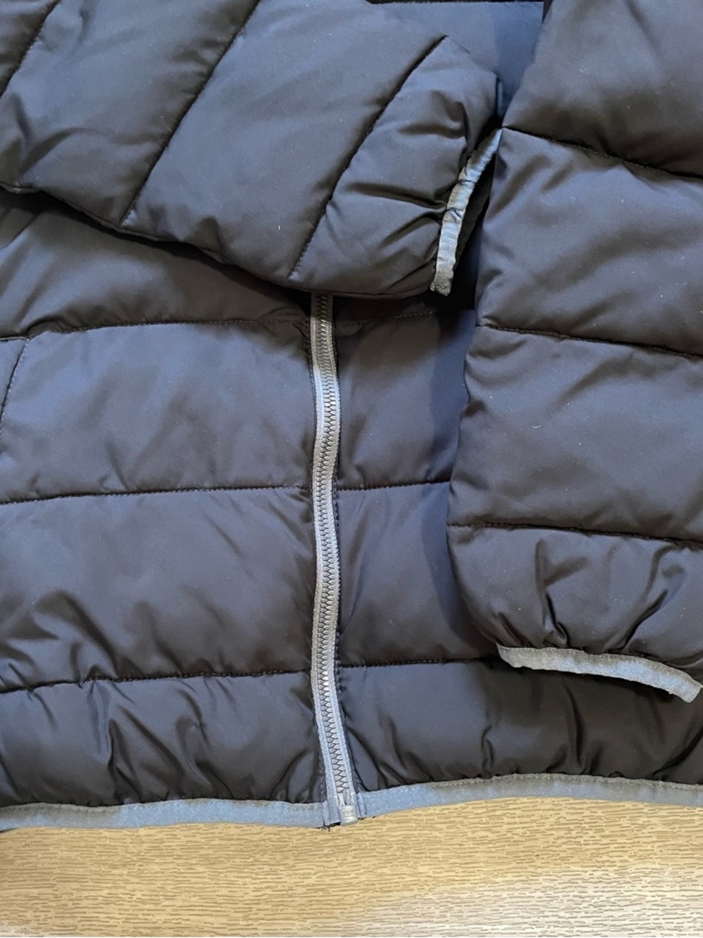 Under Armour Black Hooded Quilted Puffer Jacket - Picture 4 of 12